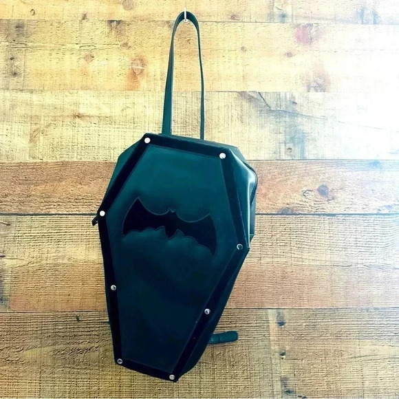 Addicted Designed By Alchemy England Vegan Leather/Velvet Goth Bat Coffin Bag - Picture 1 of 8
